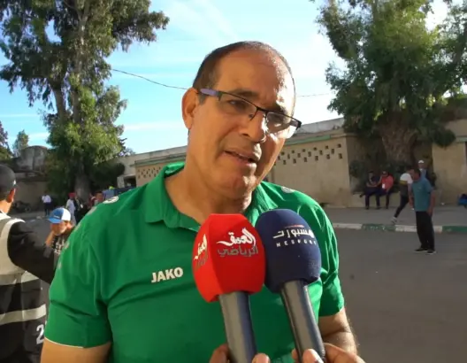 الزاكي يكشف طموحه رفقة الدفاع الجديدي (فيديو)