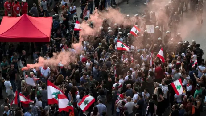 ثورة ناعمة بلبنان