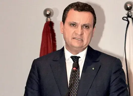 وشح بوسام ملكي.. تعرف على الرئيس المؤقت لـ”الباطرونا”