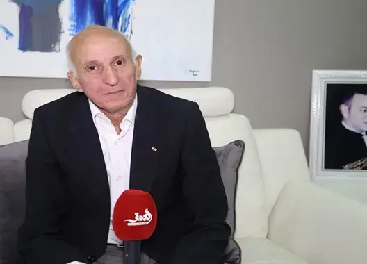 “طبيب هاجر الريسوني” متأسفا من خذلان هيئة الأطباء له: “حشومة” (فيديو)