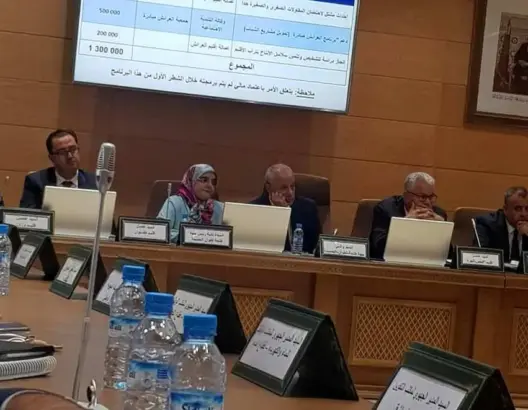 فخري تنوب عن العماري في لقاء رسمي .. والغموض يلف “دورة أكتوبر”