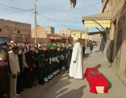 تشييع جثمان مجند في الخدمة العسكرية بمسقط رأسه بتنغير (صور)