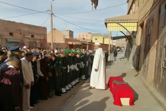 تشييع جثمان مجند في الخدمة العسكرية بمسقط رأسه بتنغير (صور)
