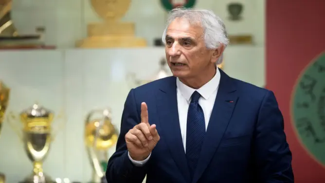 حاليلوزيتش يكشف موقفه من أداء العناصر الوطنية أمام ليبيا