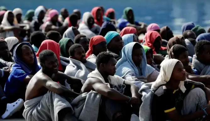 السلطات تأوي 70 مهاجرا سريا تم ضبطهم بين الفنيدق وبليونش