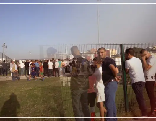 حضور جماهيري لافت بملعب “طنجة” لمتابعة تداريب”الأسود” (فيديو)