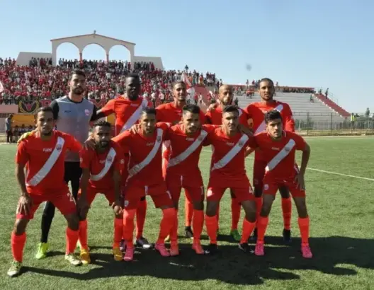 من يصدق أنها جماهير النادي المكناسي الممارس في قسم الهواة (فيديو)