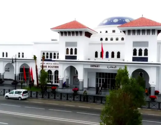 سلطات طنجة تمنع المقاولات من إصدار رخص تنقل للعمال خلال عيد الأضحى