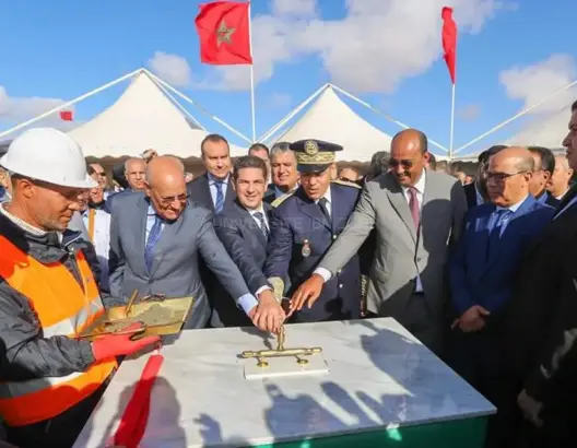 بشرى لساكنة العيون .. انطلاق أشغال بناء كلية الطب والصيدلة