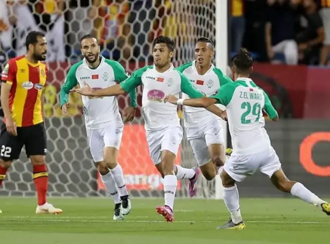 الرجاء يطلق جميع تذاكر مباراته أمام الترجي عبر الإنترنيت