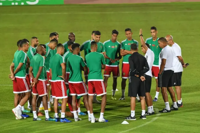 عموتة يستدعي لاعبين جدد لقائمة المنتخب المحلي