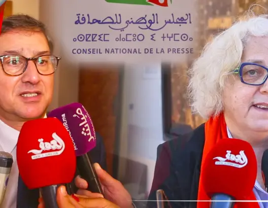 خبراء من 12 دولة يناقشون إعادة تشكيل الصحافة بين الأخلاقيات والمسؤوليات (فيديو)