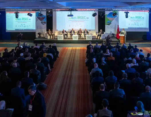 خبراء أجانب يعرضون أبحاثهم في مؤتمر الطاقات المتجددة والمستدامة بأكادير