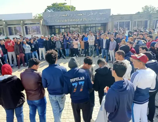 للأسبوع الرابع.. طلبة المعهد الوطني للإحصاء يواصلون الإضراب والاحتجاج (صور)