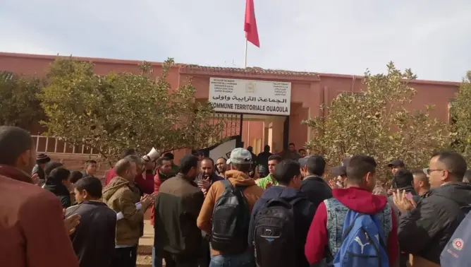 ساكنة بأزيلال تنتفض ضد رئيس جماعة ومطالب للداخلية بافتحاص ميزانيتها (صور)