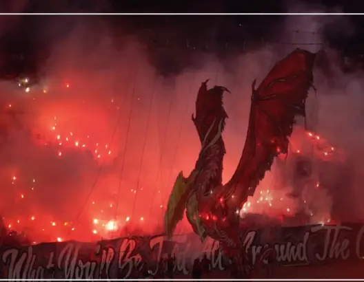 “الوينرز” تبدع بتيفو رهيب خلال مباراة “الديربي” بكأس العرب (فيديو)