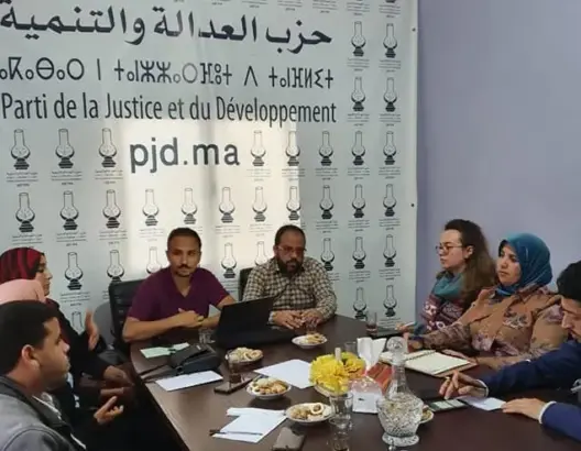 باحثة بجامعة “السوربون” تحل بالمغرب لمقارنة البيجيدي بحركة النهضة بتونس