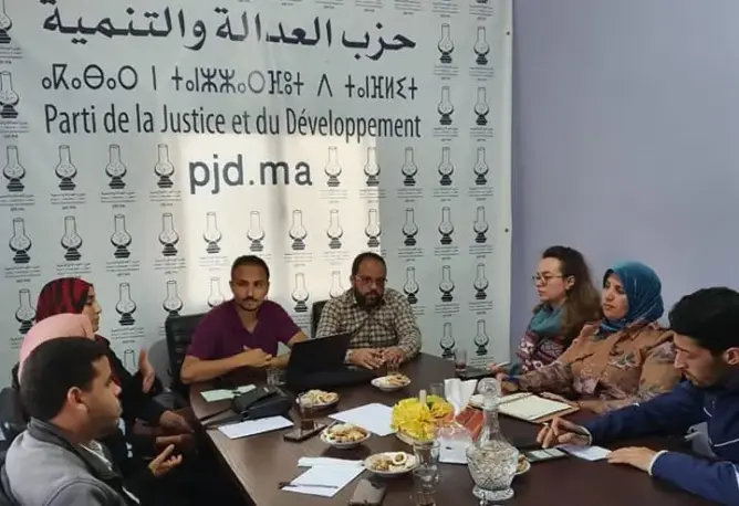باحثة بجامعة “السوربون” تحل بالمغرب لمقارنة البيجيدي بحركة النهضة بتونس