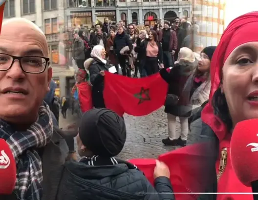 بعد فرنسا.. “العمق” تنقل احتجاجات مغاربة هولندا ضد حرق العلم الوطني