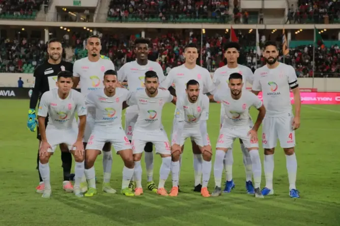 في مباراة العودة..التعادل ينهي الشوط الأول للحسنية ضد كرين إيغلز (صور)