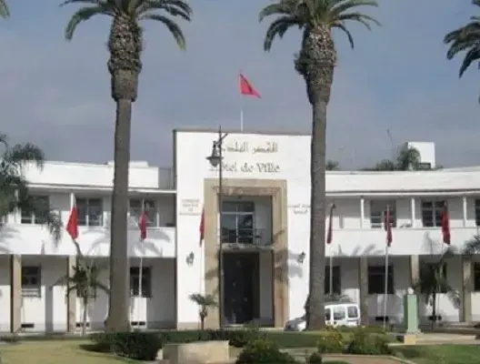 بينهم الرئيس السابق.. مجلس المحمدية يقيل 6 أعضاء ينتمون للبيجيدي
