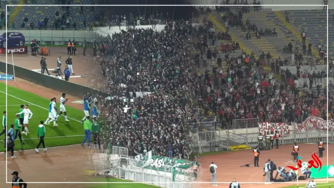 جماهير الرجاء وتطوان يتبادلان التحايا بعد نهاية المباراة بدونور “فيديو”