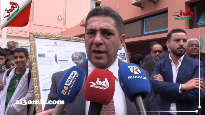 أمزازي يحل بإنزكان ويزور تجارب نموذجية لتدريس ذوي الإعاقة (فيديو)