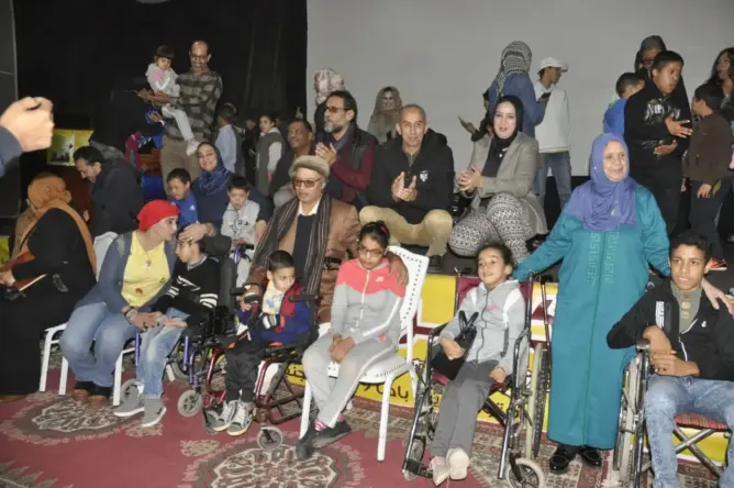 صابر تزرع الفرحة في قلوب ذوي الاحتياجات وتنشر ثقافة السينما ببيوكرى