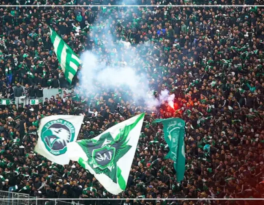 فرحة جماهير “كورفا سود” بأهداف الرجاء أمام حسنية أكادير (فيديو)