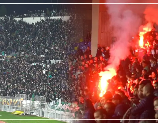 “الكورفا سود” تزلزل مدرجات دونور بأغنية “في بلادي ظلموني” (فيديو)