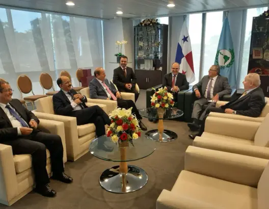 قضية الصحراء المغربية حاضرة في مباحثات بن شماش ورئيس “الميركوسور”