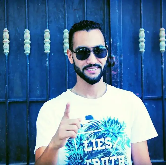 قريبا ..رضا الغنامي يغني للإنسانية في عمل فني يجمعه بفناني العالم