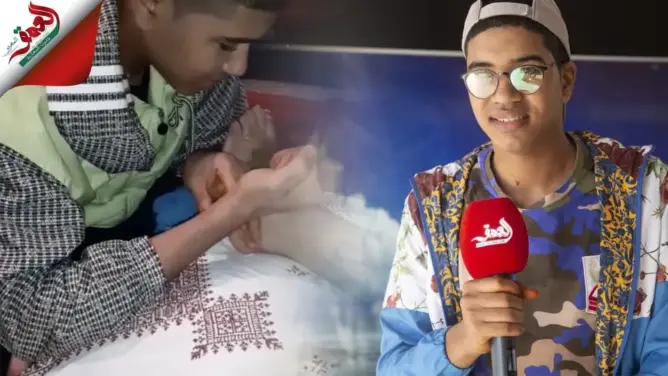 سيف الدين.. شاب مغربي دفعته “الظروف” لامتهان النقش بالحناء (فيديو)