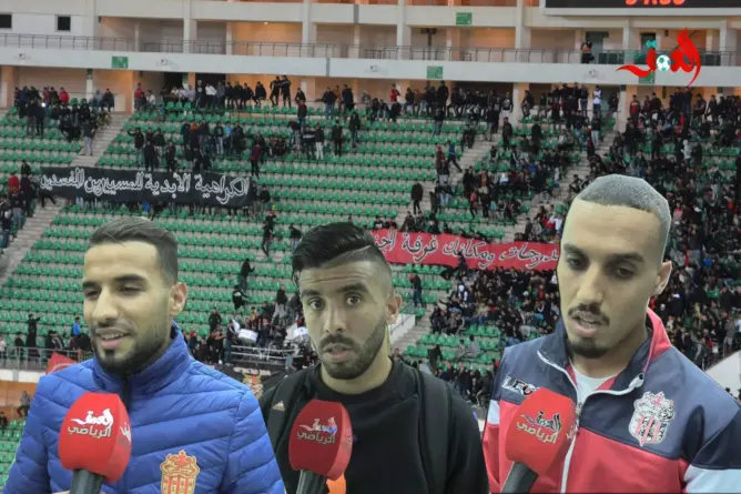لاعبو حسنية أكادير يوجهون رسالة مؤثرة للجماهير (فيديو)