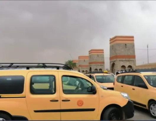 مراكش بدون سيارات أجرة غدا الإثنين احتجاجا على “التكتوك”