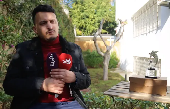 الفائز بلقب “ستانداب”: سأقتسم 20 مليون مع زملائي بالبرنامج .. وهذه رسالتي للأيتام (فيديو)
