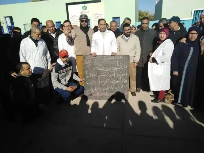 نقابات تتضامن مع “أستاذ تارودانت” وتضرب عن العمل 48 ساعة