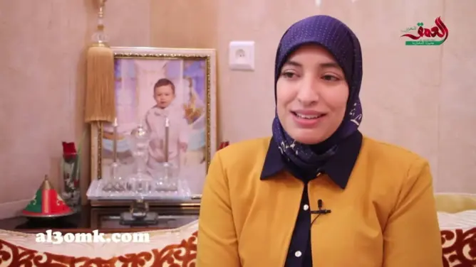 كريمة.. مغربية من الناظور يتابعها 3 ملايين شخص على اليوتيوب (فيديو)