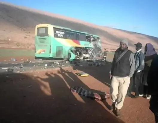 قتلى وجرحى في اصطدام حافلة بشاحنة ضواحي كلميم