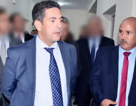 أستاذ ببرشيد يستنكر “الضغط عليه” لمسك نقط فروض “لم تُنجزْ”