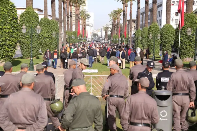 هيئة حقوقية تندد بـ”استغلال” الطوارئ الصحية لـ”قمع” الأصوات المعارضة