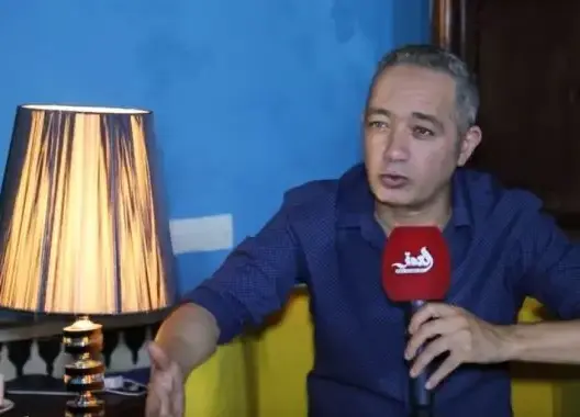 متابعة الممثل بوبكر في حالة سراح بتهمتي الإساءة للإسلام وخرق الحجر الصحي
