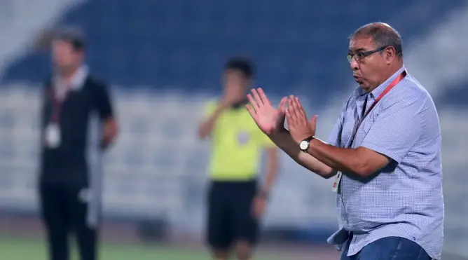 الهزائم المتتالية توقف مسيرة المدرب العامري مع رجاء بني ملال