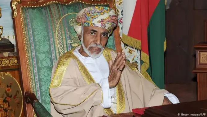 قابوس،عمان، وفاة، البلاط
