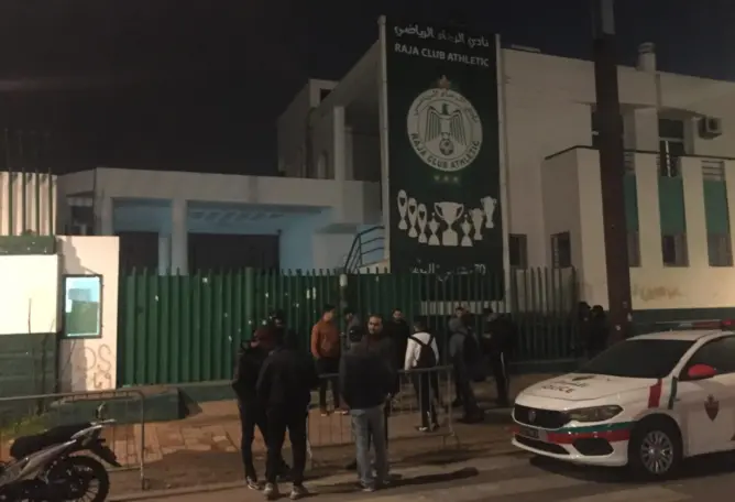 رسميا .. فريق الرجاء يقرر بالإجماع “مقاطعة” مباراة الدفاع الجديدي