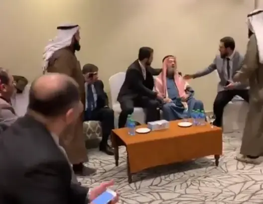 ختم كلامه بـ”لا إله إلا الله”.. وفاة داعية أثناء إلقائه كلمة بحفل زفاف (فيديو)