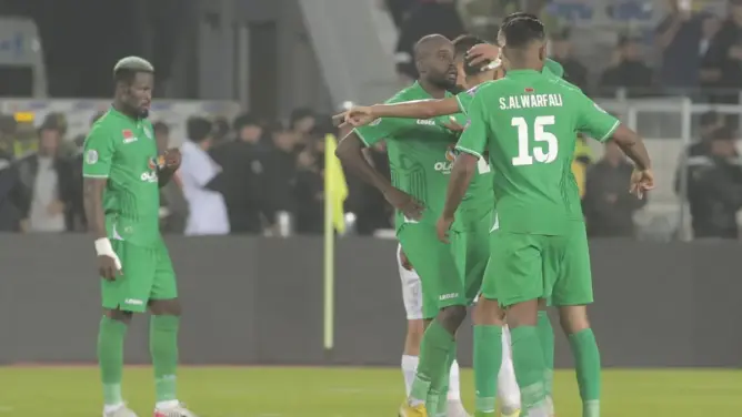 الغيابات تؤرق السلامي قبل قمة الرجاء ومولودية الجزائر بكأس العرب