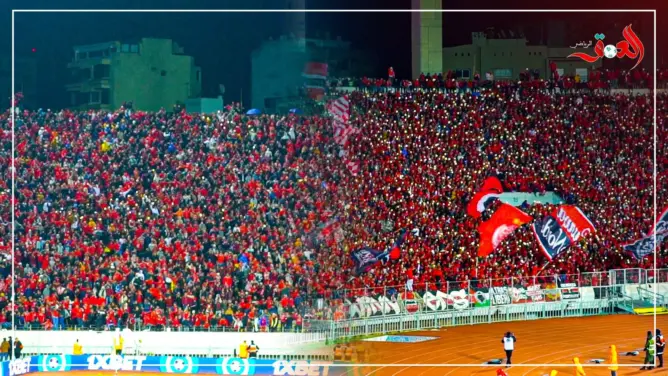 جماهير الوداد تهتف في وجه حاليلوزيتش وتطالب بعودة زياش وحمد الله