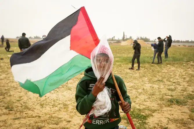 في ذكرى يوم الأرض الرابعة والأربعين.. هل يُثنينا كورونا عن فلسطين؟