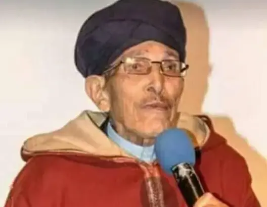 وفاة الممثل والمغني الأمازيغي محمد أباعمران الملقب بـ”بوتْفوناسْت”